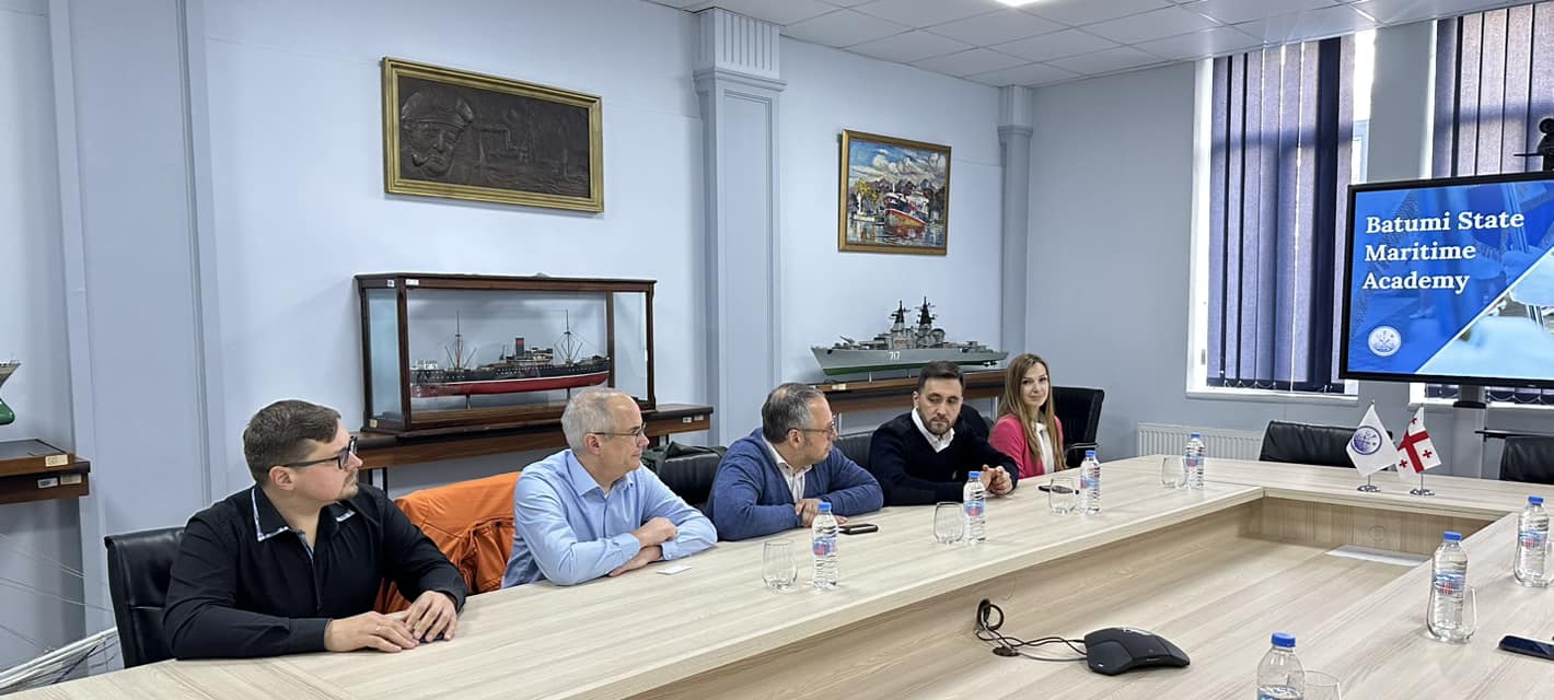 Nautica Gallery Image